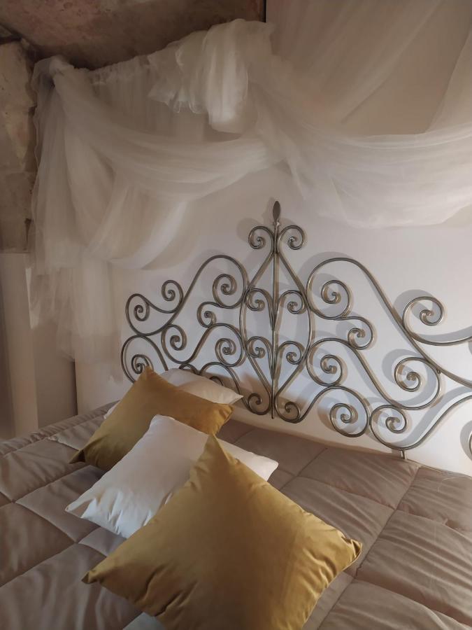 Palazzo Lombardi Cave & Suite มาเตรา ภายนอก รูปภาพ